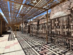 -比如骷髅墙景区