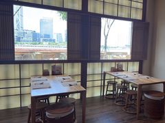 -蟹家大院 · 独揽江景(滨江店)