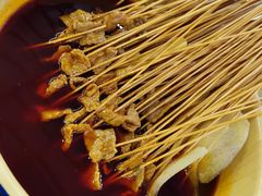 -拈签一笑黄牛肉辣卤串串