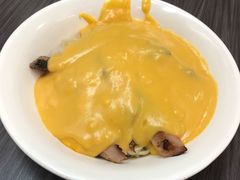 猪颈肉芝士捞公仔面-新记餐厅(香槟大厦店)