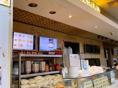-红鼻子桂林米粉(金唐新光界店)