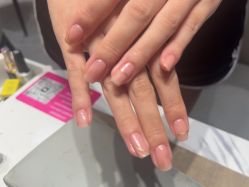 -瞧·享轻奢美甲美睫