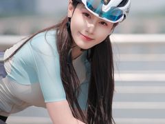 -健龙森俱乐部·游泳·健身·羽毛球综合体育馆