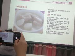 -爱月宝月嫂·育儿嫂(哈尔滨总店)