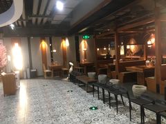 -呷哺呷哺(凯旋广场店)