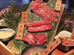 -山川小町·极番烧肉(新地假日广场店)