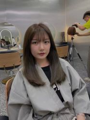 -Tloml salon