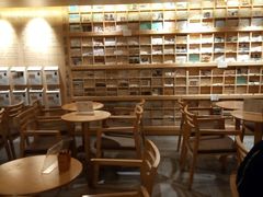 大堂-猫的天空之城概念书店(苏州诚品店)