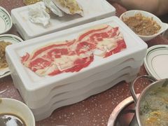 -四囍码头海鲜烧烤自助火锅(外滩南京东路悦荟广场店)