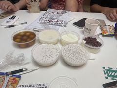 -黄师奶甜品店