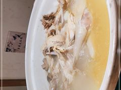 -房县土本味土鸡汤特色餐厅(沌口店)