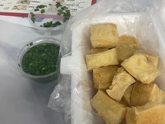 -正宗普宁豆干坊·洪记砂锅粥(红领巾路店)