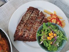 烤猪排-LUCCA卢卡西班牙海鲜饭(远洋广场店)