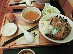 -熊吞·大碗丼烧肉饭(济宁万达广场店)