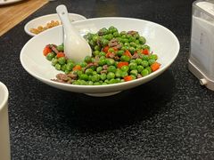 -鱼鲜饭香·招牌汽锅剁椒鱼头王