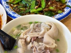 -雷祖芳老妈蹄花店