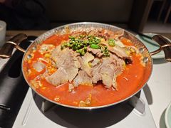 贵州特色酸汤牛天下-鑫花溪牛肉米粉(凤凰街创始总店)