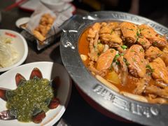 -胖哥俩肉蟹煲(华贸店)