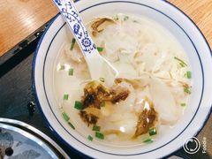 鲜肉小馄饨-景芳周大姐(国大城市广场店)