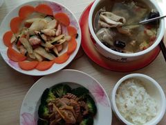 -臻爱住家月嫂育儿嫂(万达店)
