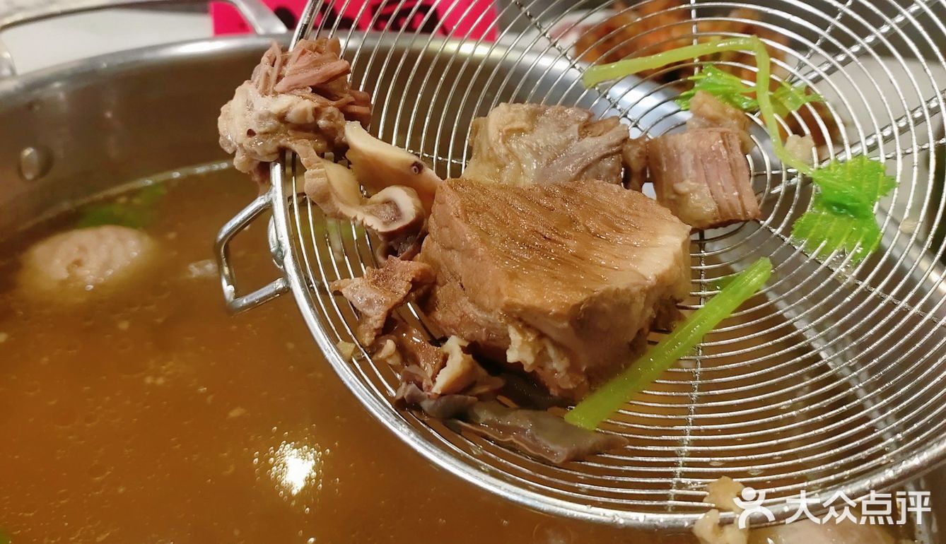  冬日怎么能少的了养生哒牛肉火锅呢