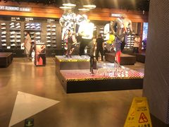-NIKE武汉品牌体验店