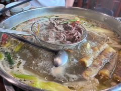 -乡土黄·鲜牛肉火锅·小龙虾(兴业街店)