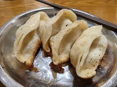 -黄阿姨锅贴大王(万航渡路店)