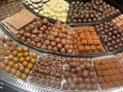 -Laderach 莱德拉(上海环贸iapm店)