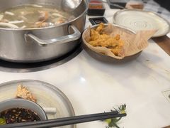 -喃喃椰·糟粕醋·椰子鸡火锅(七堡花园店)