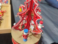 -上海星瀚奔驰4S店(红柳路店)