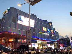 -吾悦广场(南京鼓楼店)