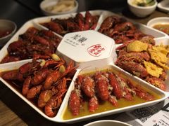 -龙巢盱眙龙虾·牛蛙·烧烤宵夜(八卦岭店)
