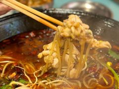 -鸿顺老铁锅美蛙鱼府(解放碑店)