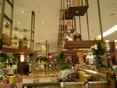 -华邑酒店·鲜艳全日自助餐厅