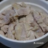 简单入门级的一道菜品快手姜葱蒸鸡
