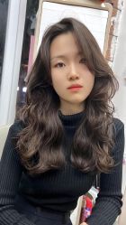 -BULB STUDIO 巴柏明星发型工作室