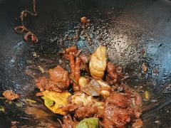 -锅老头海鲜铁锅炖