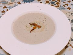 牛肝菌蘑菇浓汤-CRAZYONES西班牙海鲜饭(上海美罗城店)