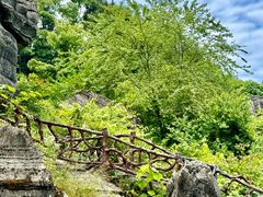 -梭布垭石林景区