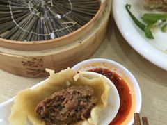 -珊珊小笼馆(仙霞路店)