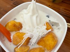 冰激凌泡鲁达-阿古吉缅甸茶餐厅
