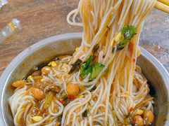 -灵山卢梅燕粉店