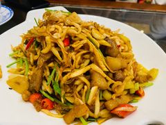 -哈啾嗨·新概念蒙餐(红星新城店)