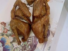 脆皮乳鸽-乾隆美食·本帮菜(黄河路店)