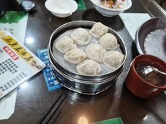 鲜肉小笼包-龙老五汤店(站前西路店)