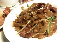 干炒牛河-新大咀港式茶餐厅(宝山万达店)