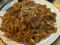 干炒牛河-天宝食坊·啫啫煲大排档(西华路店)