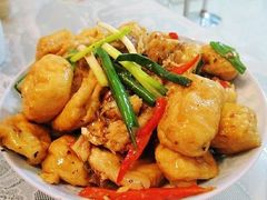 豆腐焖鱼腩-惠爱餐厅