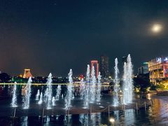 -MONICH牛排融合餐厅(和义大道购物中心店)